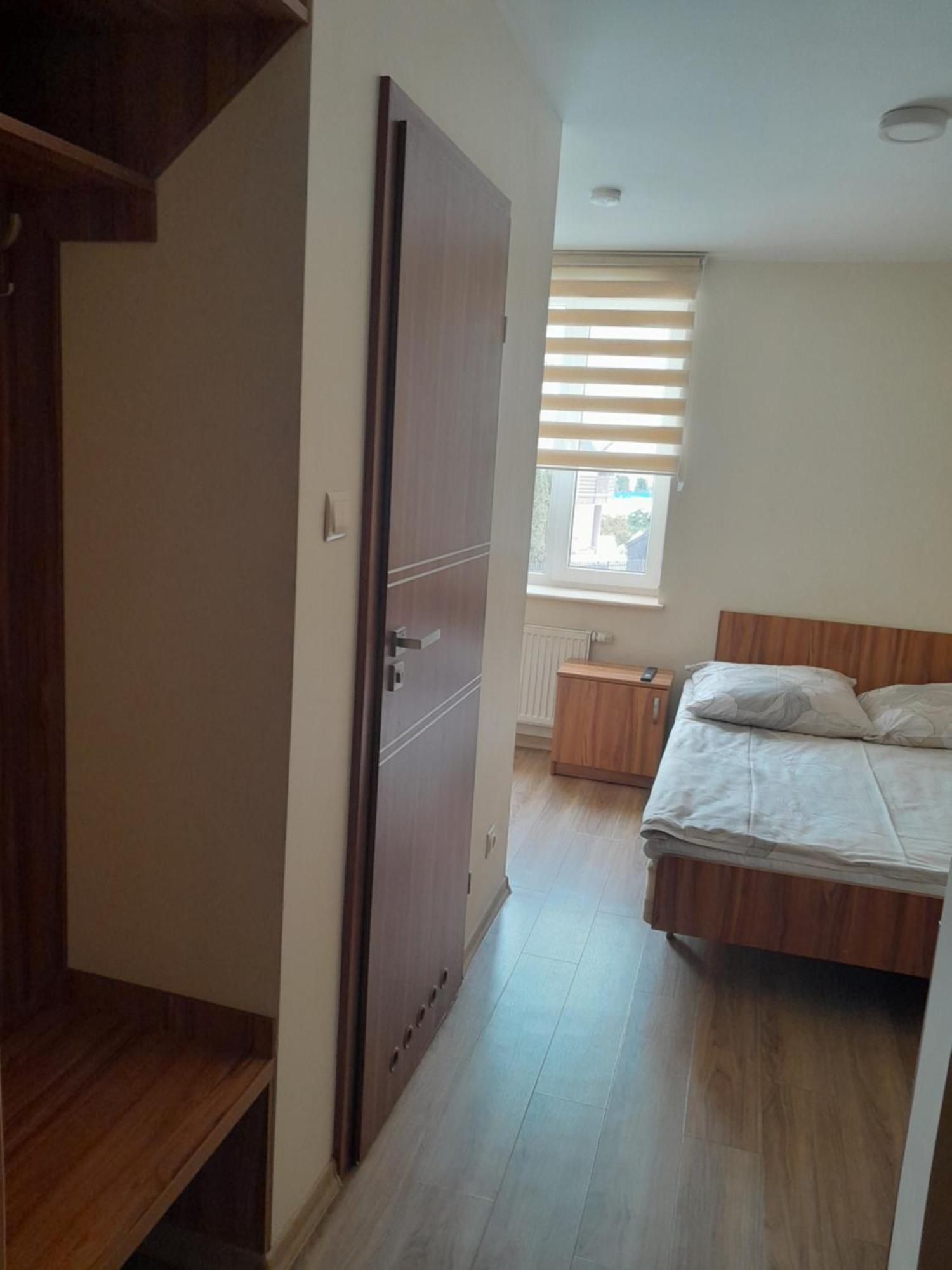 Hostel Polon بوتوسك المظهر الخارجي الصورة