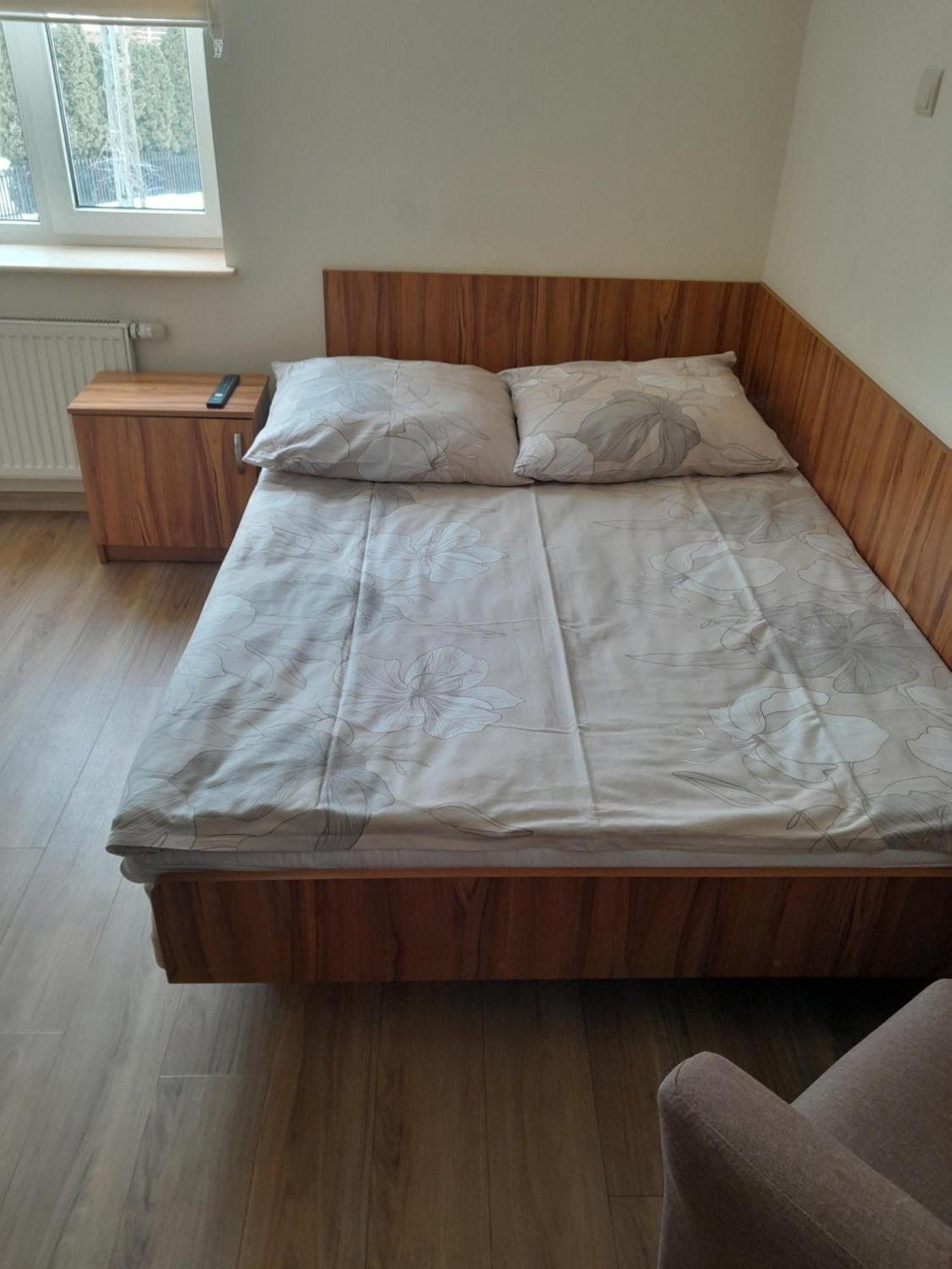 Hostel Polon بوتوسك المظهر الخارجي الصورة